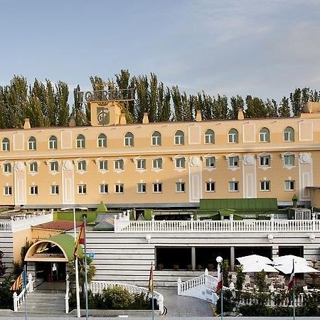 Hotel Torres I Villanueva Del Arzobispo Dış mekan fotoğraf