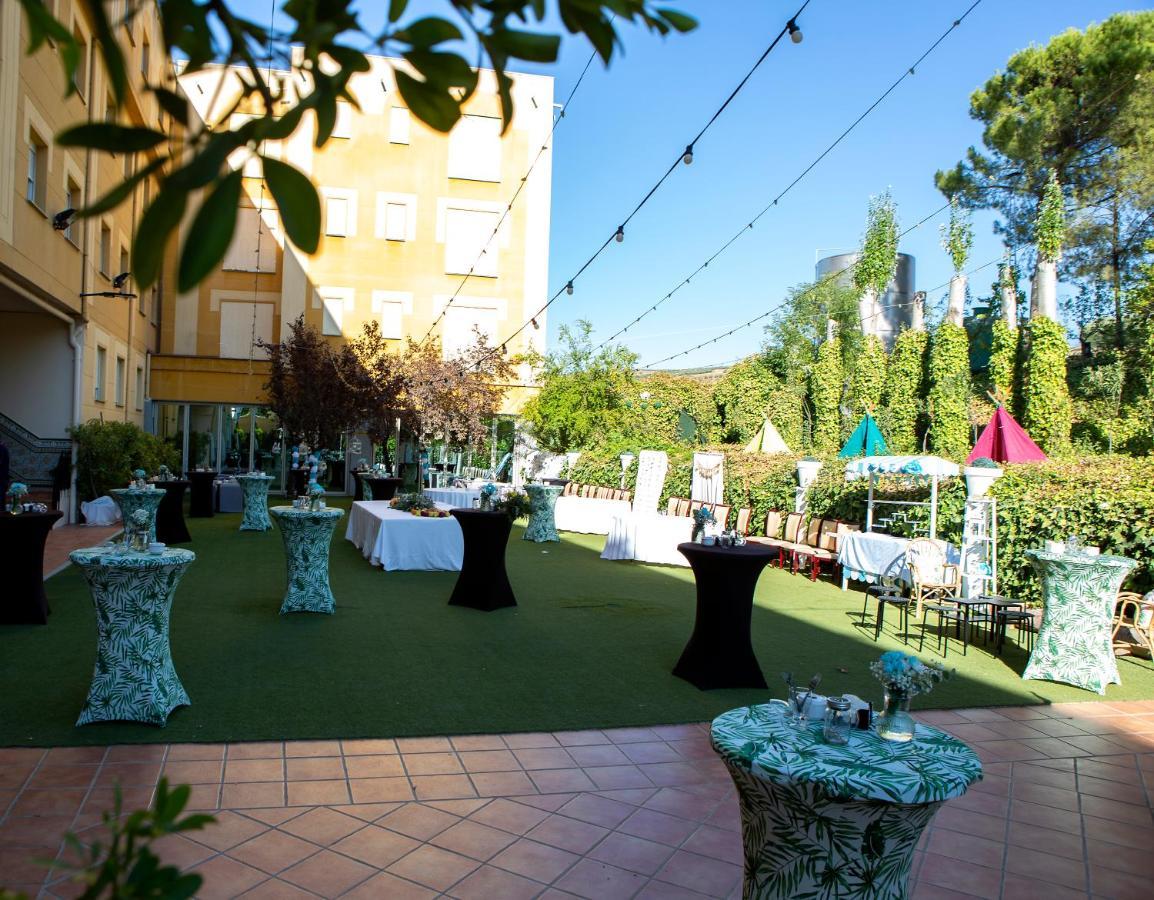 Hotel Torres I Villanueva Del Arzobispo Dış mekan fotoğraf