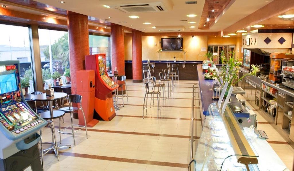 Hotel Torres I Villanueva Del Arzobispo Dış mekan fotoğraf